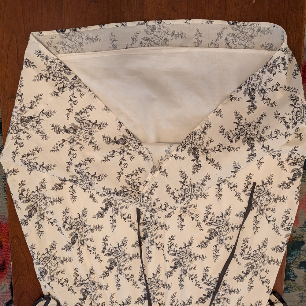 Floral Print Ruffle Sleeve Top - Picture 6 of 8